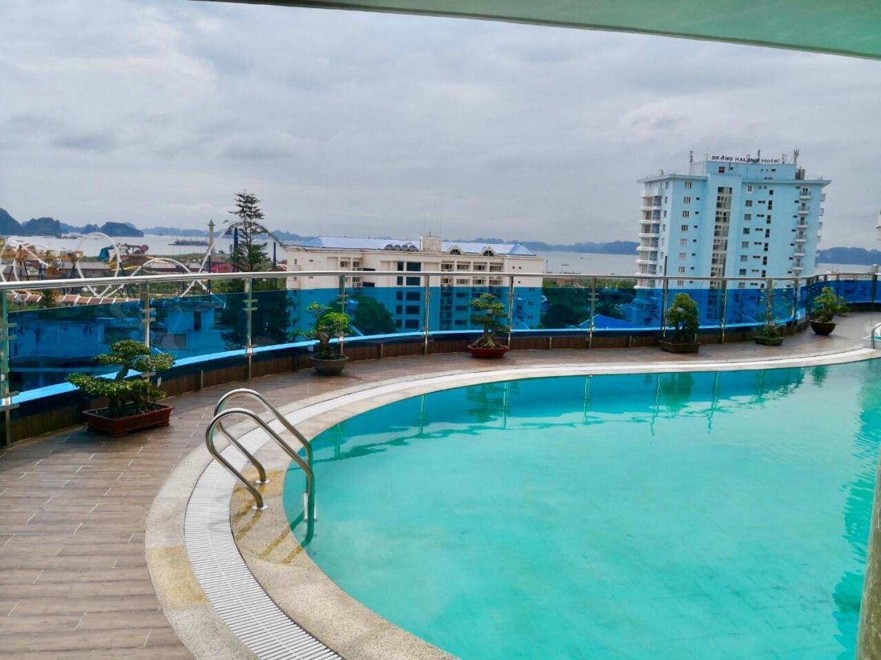 Relax Ha Long Hotel Ngoại thất bức ảnh